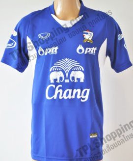เสื้อบอลไทย เสื้อฟุตบอลไทย เสื้อทีมชาติไทย เสื้ออุ่นเครื่องทีมชาติไทย เสื้อแข่งทีมชาติไทย ปี 2012-2013 แกรนด์สปอร์ต (Grand Sport) ชุดเกมส์อุ่นเครือง สีน้ำเงิน