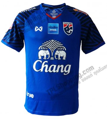 เสื้อบอลไทย เสื้อฟุตบอลไทย เสื้อเชียร์ทีมชาติไทย 2018 โลโก้ใหม่ สีน้ำเงิน ทรงผู้ชาย (WC-53) ติดสปอนเซอร์ 