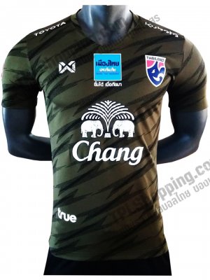 เสื้อบอลไทย เสื้อฟุตบอลไทย เสื้อซ้อมทีมชาติไทย 2020 (W20-03) ใหม่ล่าสุด สีเขียวทหาร