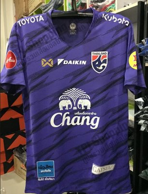 เสื้อบอลไทย เสื้อฟุตบอลไทย เสื้อซ้อมทีมชาติไทย 2021-03 ล่าสุด สีม่วง 