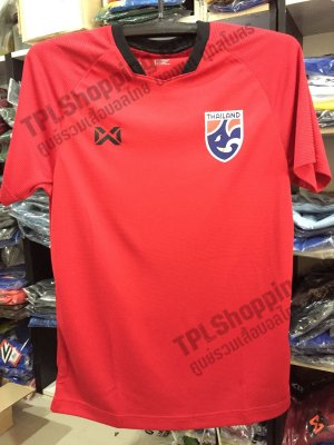 เสื้อบอลไทย เสื้อฟุตบอลไทย เสื้อซ้อมทีมชาติไทย 2022-04  สีแดง ล่าสุด 