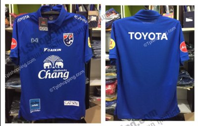เสื้อบอลไทย เสื้อฟุตบอลไทย เสื้อโปโลทีมชาติไทย รุ่น PWF-2201 สีกรมทีมชาติ พร้อมชุดสปอนเซอร์หน้า -หลัง 