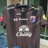 เสื้อซ้อมทีมชาติไทย 2022-05 พร้อมชุดสปอนเซอร์หน้า-หลัง สีดำ (ใหม่ล่าสุด) 